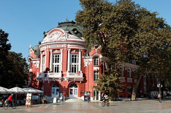 Варна трета по брой сделки с имоти
