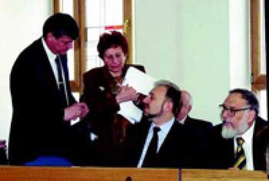 Общината спря заменките на имоти
