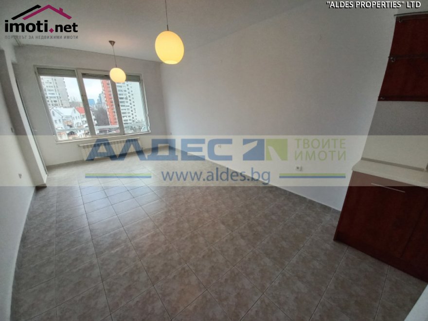 slider image