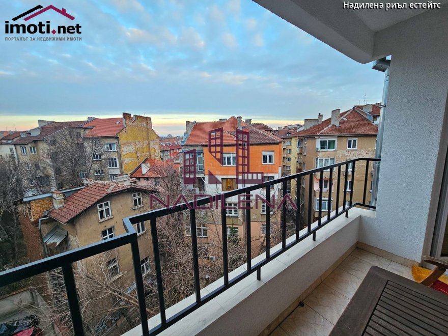 slider image