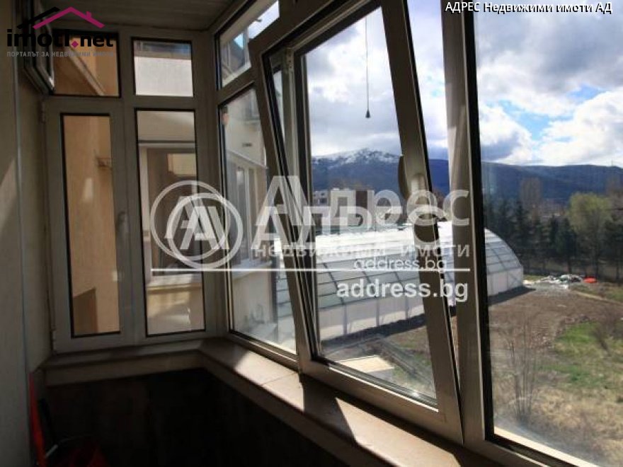 slider image