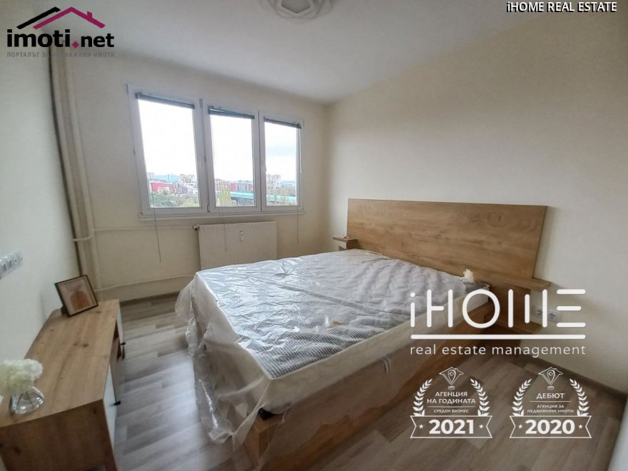 slider image
