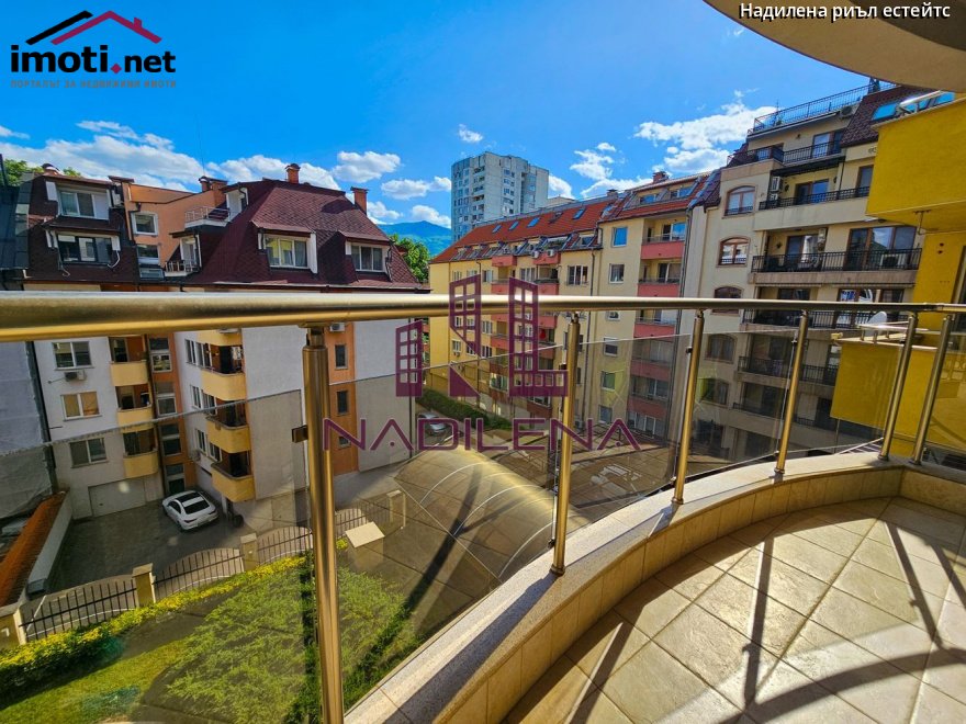 slider image