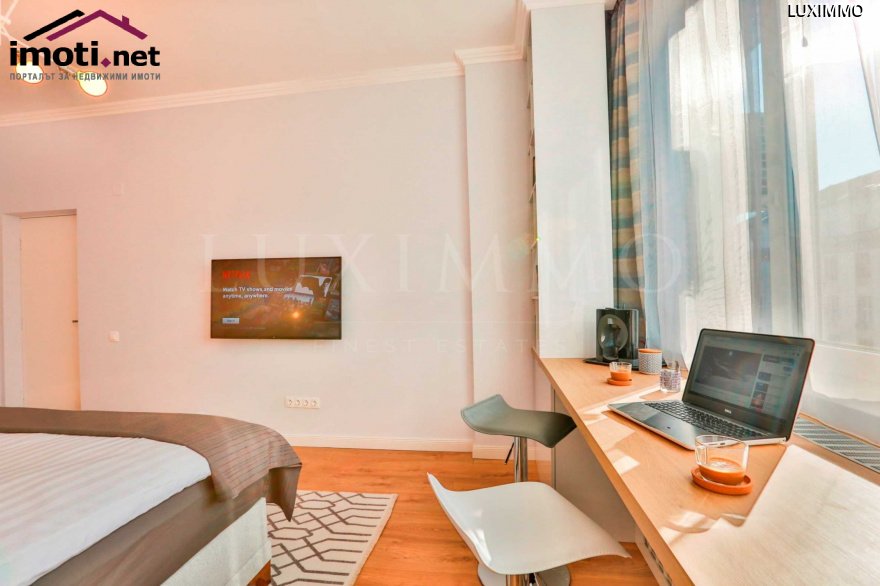slider image
