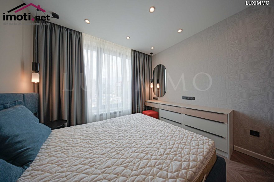 slider image
