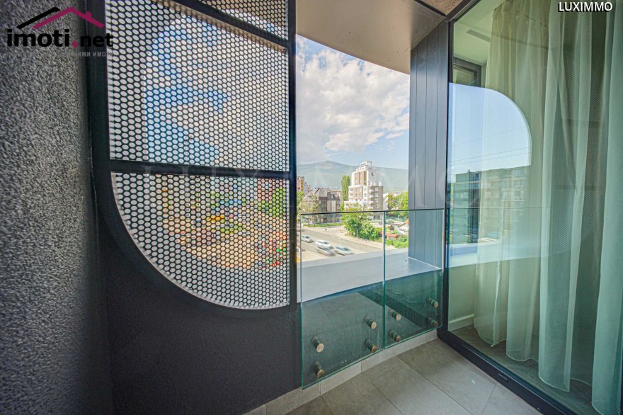 slider image