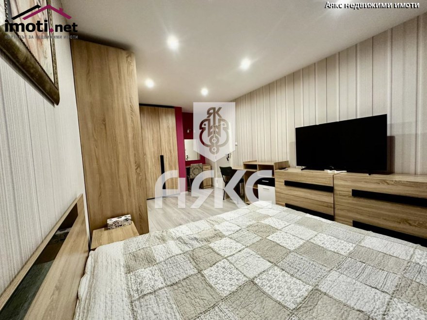 slider image