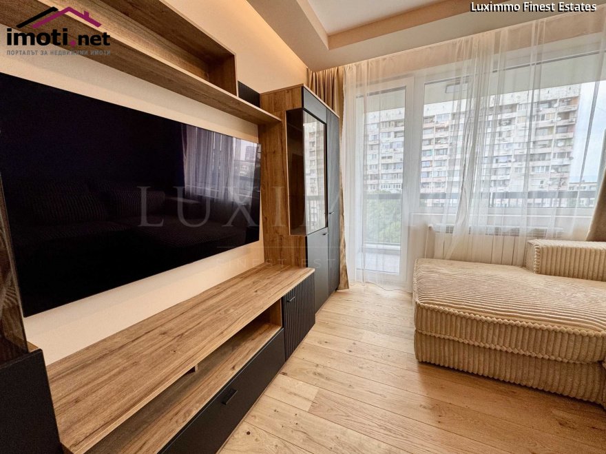 slider image