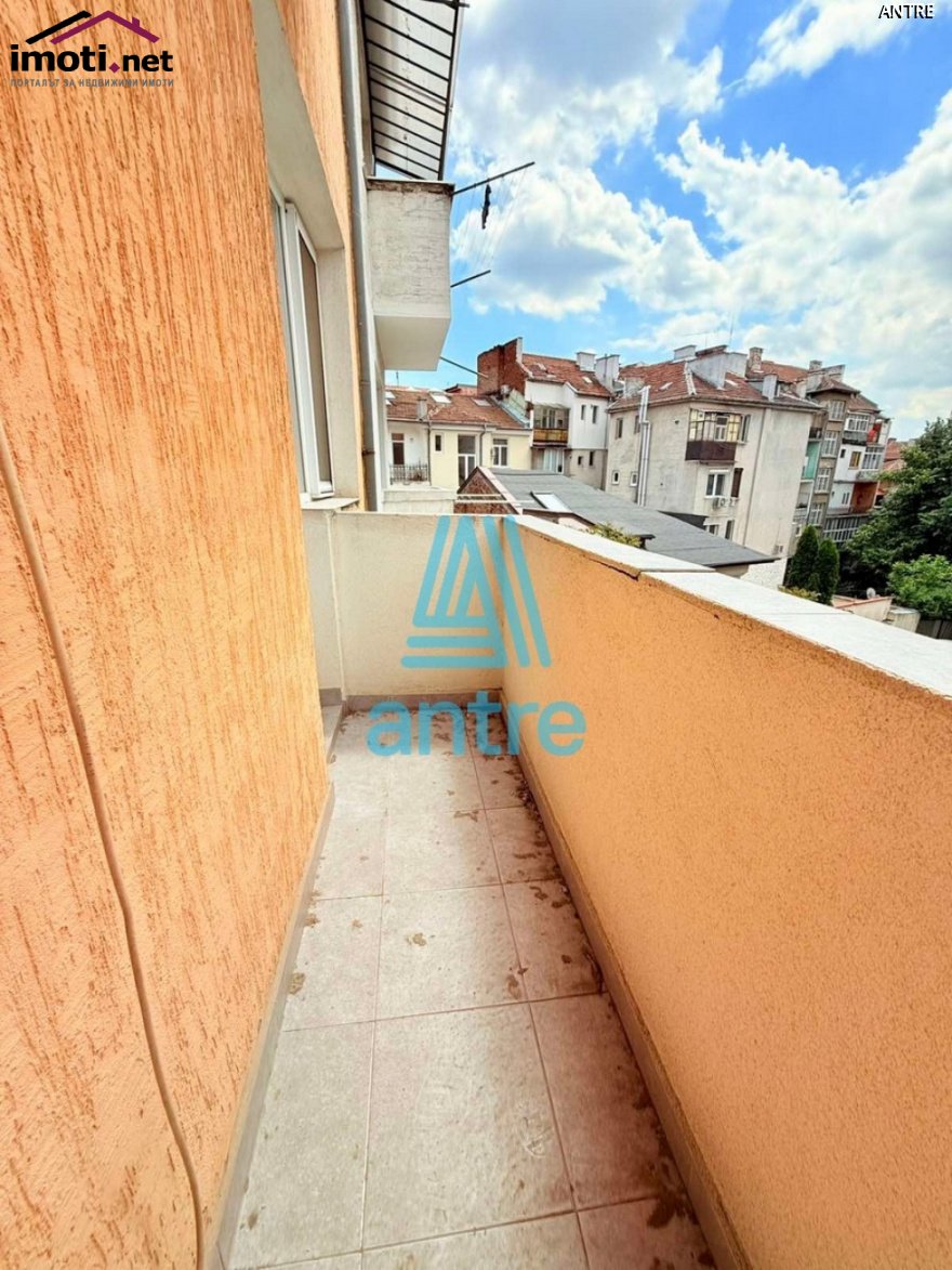 slider image