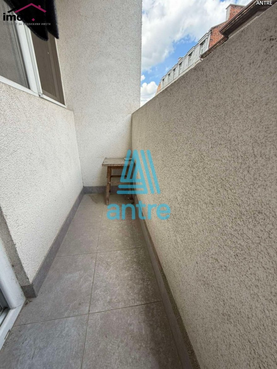 slider image