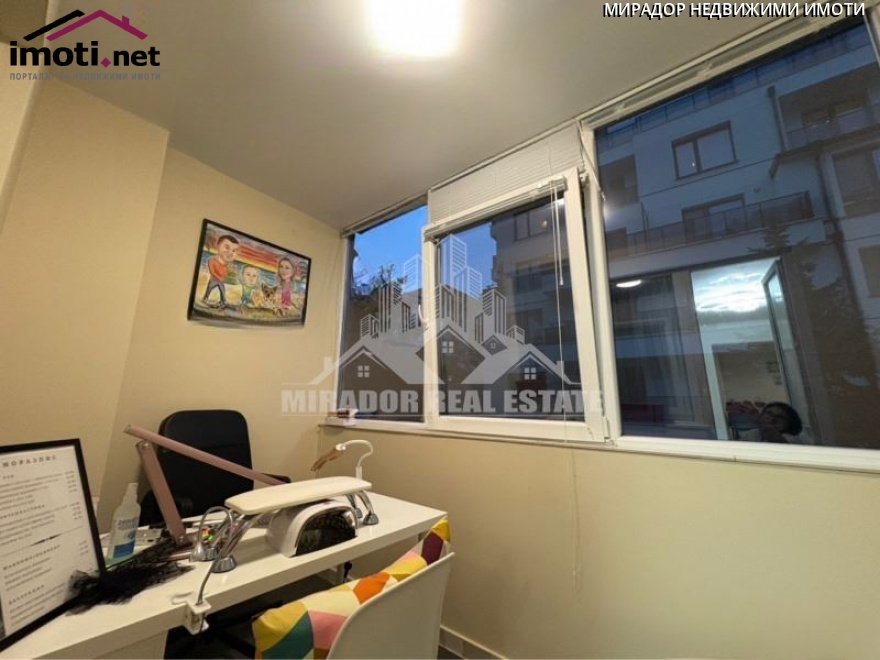 slider image