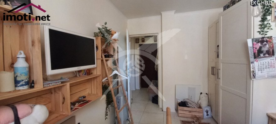slider image