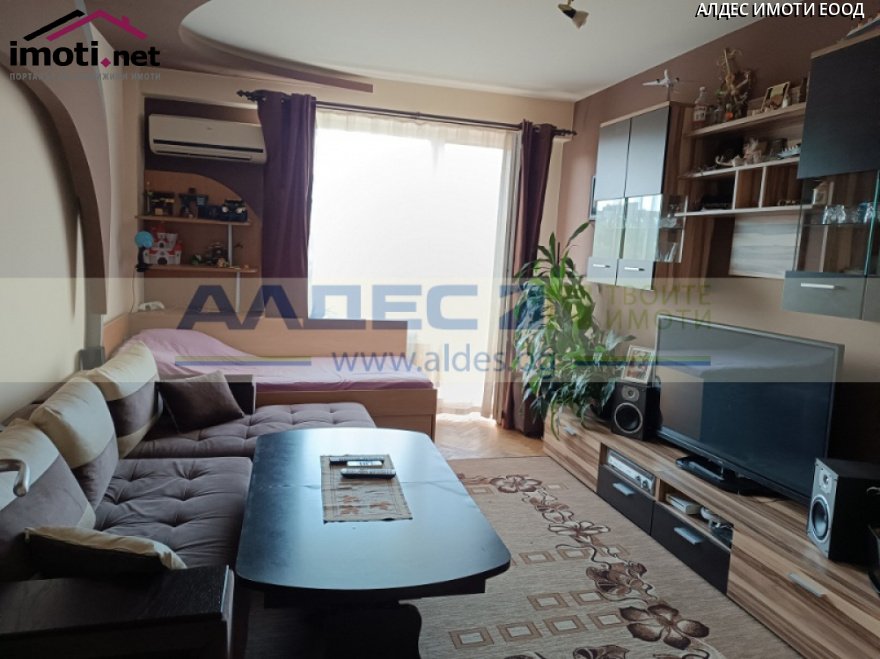 slider image